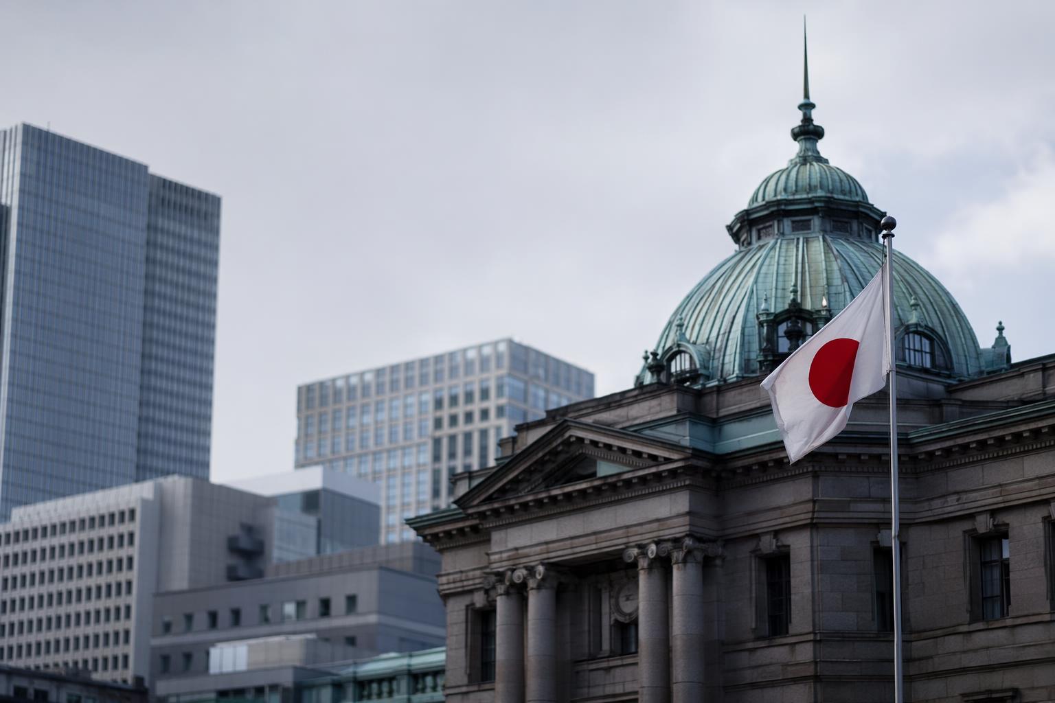 日銀、6カ月ぶり利上げを議論　米財務長官が円安是正を後押し
