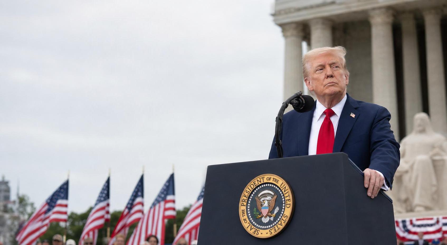 トランプ氏、独立宣言250周年式典で米国の強さ強調