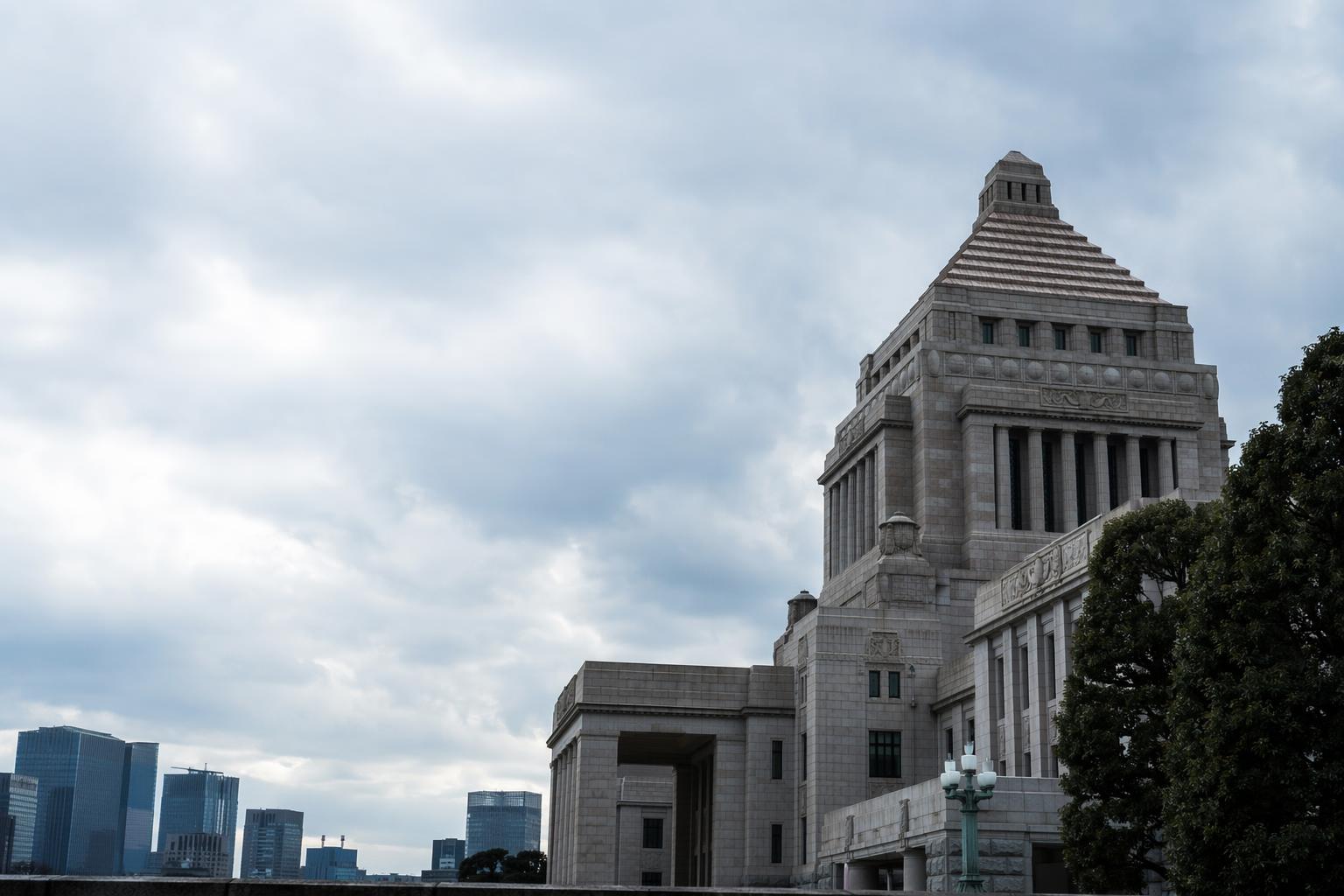 皇室典範改正案、参院審議へ　政府の拙速に懸念広がる